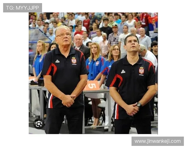 保诺维奇正式接任塞尔维亚国家队主帅 重返教练岗位引发关注